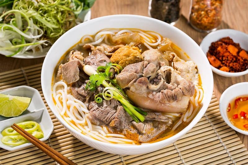 Khám phá 10 địa chỉ bún bò ngon tại thành phố Nha Trang