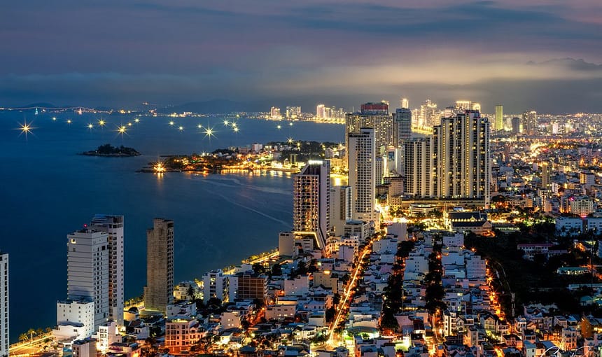 LUNG LINH ĐÈN PHỐ