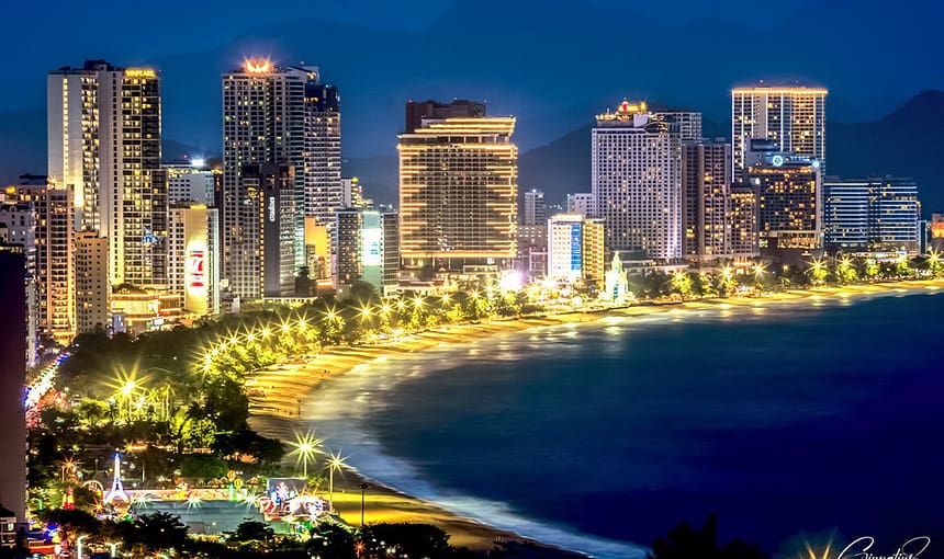 LUNG LINH VỊNH NHA TRANG